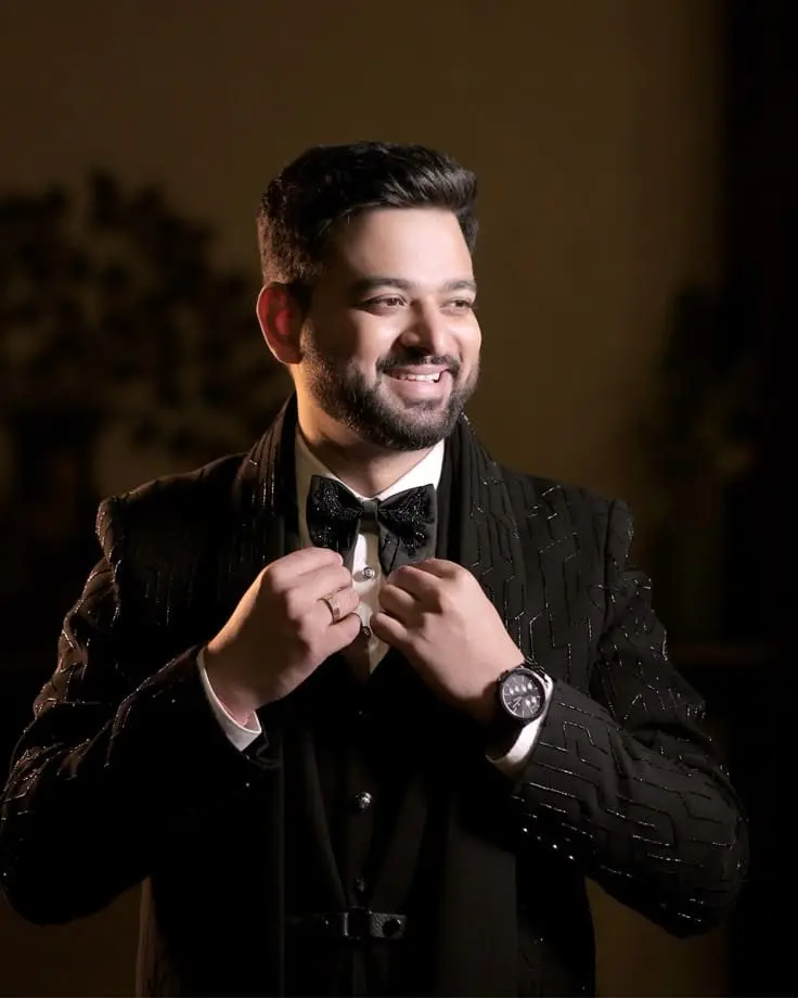 Best groom  makeup  and hair stylist